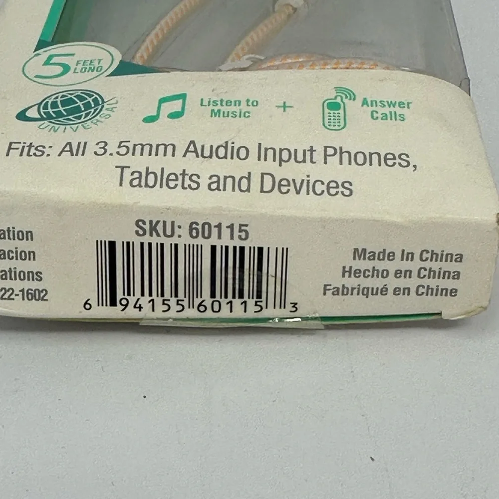 NEW in Box!! 60115 FIFO 5ft 3.5mm Connect Auxiliary Cable P4